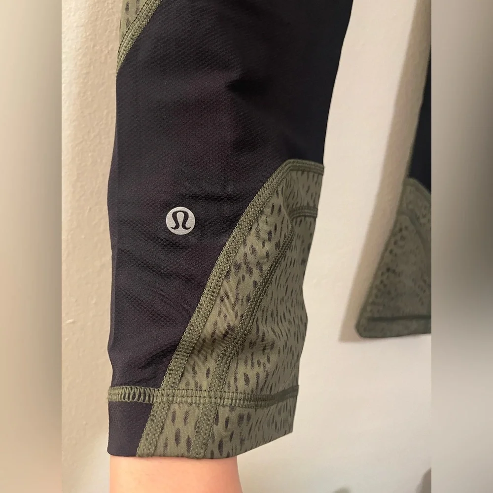 Lululemon Run Inspire Crop II Full-On Luxtreme Mesh